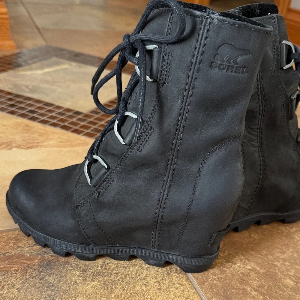 Sorel Black Lace-Up Boots - Picture 3 of 6